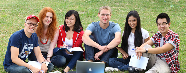 lam bang dai hoc thu hut sinh vien