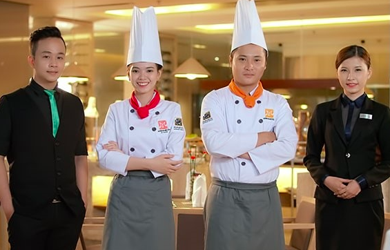 nganh quan tri khach san