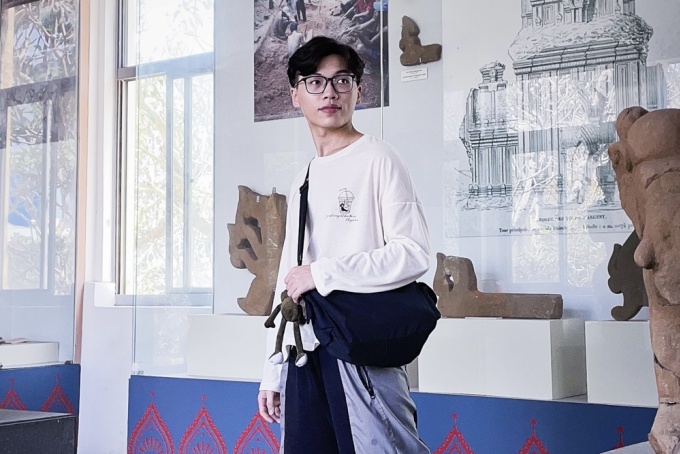 Mai Tiến Thành, thủ khoa đầu ra của Đại học Ngoại thương trụ sở Hà Nội năm 2021. Ảnh: Nhân vật cung cấp