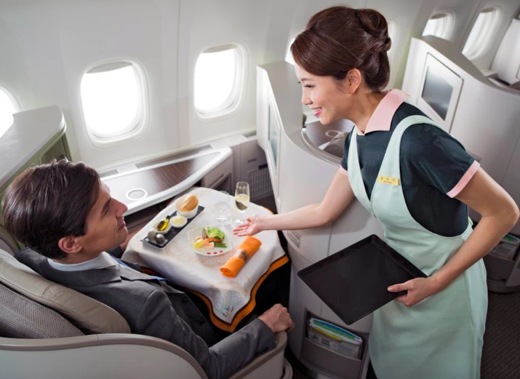 Công việc tiếp viên có mức lương cao